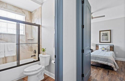 Boutique Luxury Home, Private Pool Close to Disney REU101 - Foto 67