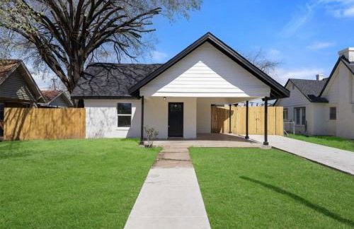 Spacious 3 bedroom 2 bath home in Downtown - Foto 17