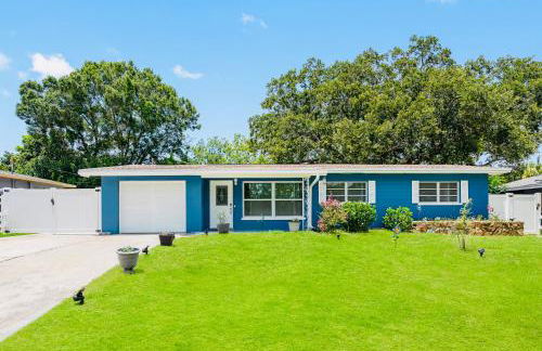 Heated pool & jetted spa -- mins to beach - Photo 12