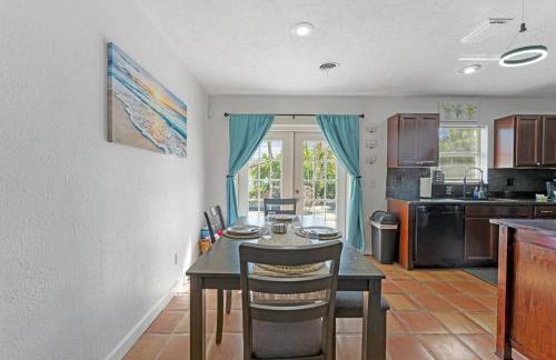 Grotto Pool House, 3 bed, 2 bath, IMG 3 miles, AMI - Foto 66