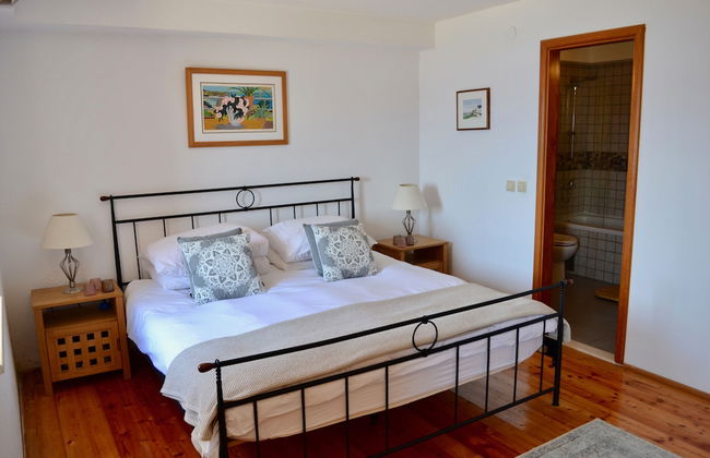 Restored 350 Year old Villa, Stunning Views, Idyllic Location, Large Pool - Photo 4