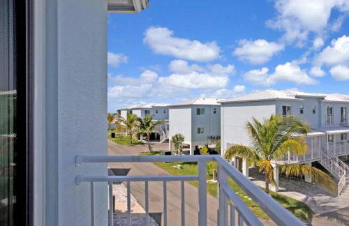 Gated Oceanfront Heated Pool - Foto 15