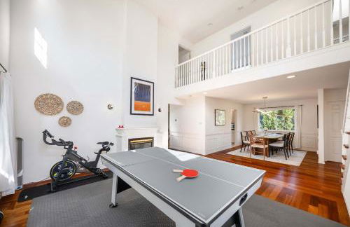 Kirkland Elegant 4B 2 5B Family Retreat with Designer Decor - Photo 45