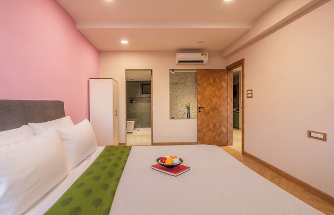 ELIVAAS Kamerios Brisa 1BHK with Jacuzzi - Photo 5