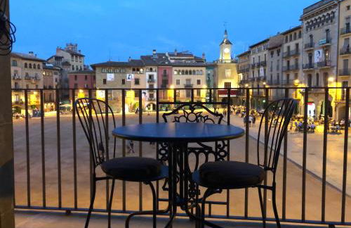 Apartaments Vicus 3 con vistas a la Plaza Mayor de Vic - Photo 1