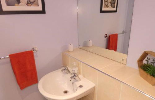 Two Bedroomed Holiday Cottage with Sea Views - Foto 17