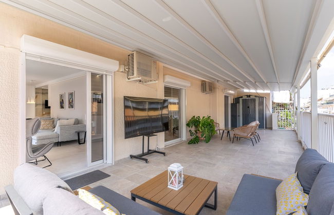 Sunny & Luxurious Penthouse with Terrace - Foto 53