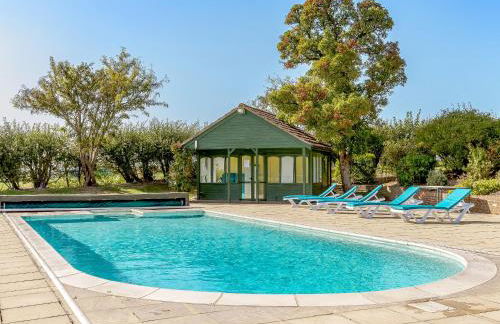 Pattiswick Hall - Photo 20