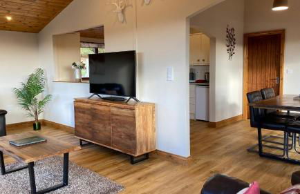 Kingfisher Lodge With Hot Tub Near Cupar, Fife - Foto 13