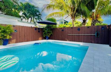 The Miami Grove Oasis - Photo 4