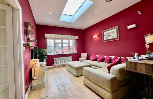 Mayflower Cottage - 4 Bedrooms, Uppingham Town Centre by Belmont Places - Foto 2