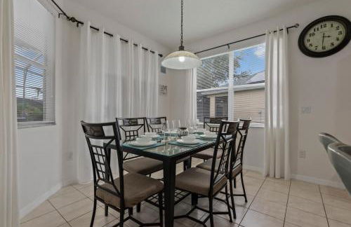 Villa Eman 5bed 4bath with Private pool& Hot Tub close 2 Disney & Legoland - Foto 33