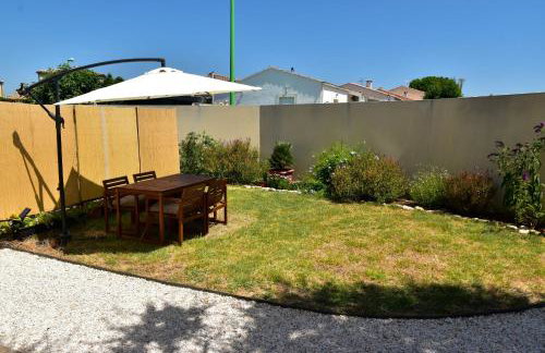 Appartement avec jardin et parking privatif clos - Photo 24