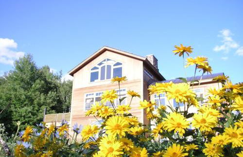 Meadow House Backcountry Residency - Foto 39