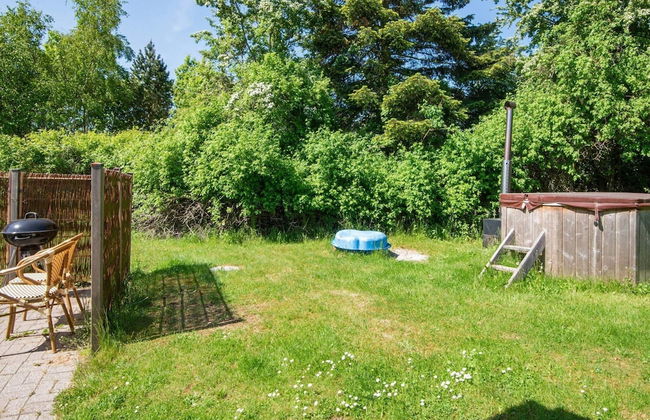 10 Person Holiday Home in Orsted - Foto 23