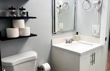 Private Double Room Near Miami Clinics - Photo 13