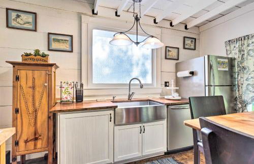 Historic Biloxi Bay Cottage with Beautiful View - Foto 9