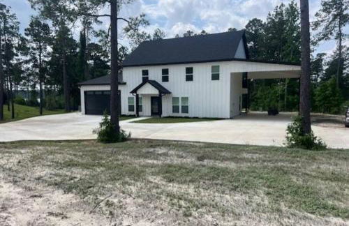 Waterfront house on Sam Rayburn - Sleeps 23! - Photo 1