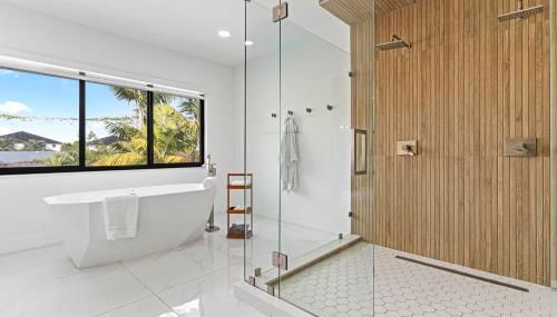 April Sale! 4BR - Private Yard, Grill, Soaking Tub, Near Coral Gables & MIA Airport - Foto 4