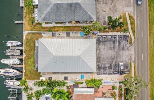 Waterfront Family & Pet Friendly for 8 2BR1BA - Foto 19