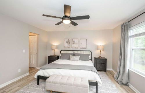 Poolside Paradise Near the Ark - Foto 58