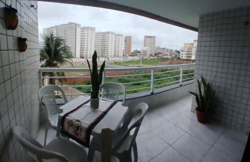 Lindo apart na Praia do Futuro com 2 suítes - Foto 7