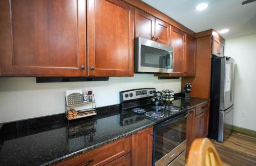 Historic Sears River Home (Main Level) on 10 Acres - Foto 62