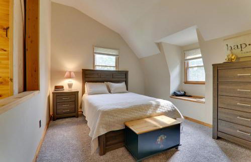 2 Mi to Elk Mountain Poconos Escape on 11 Acres! - Foto 13