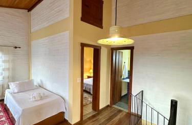 Casa Rústica - 3 vagas de garagem - Pet Friendly com vista para Serra de São José - até 8 hóspedes - Foto 48