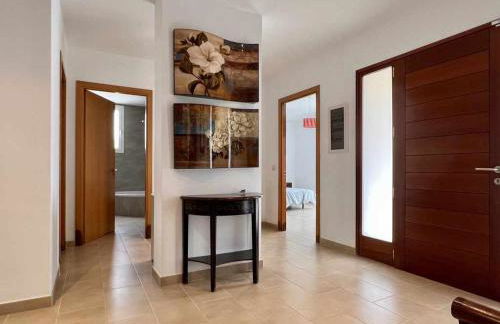 Casa Mas Ambros con piscina desbordante - Foto 11