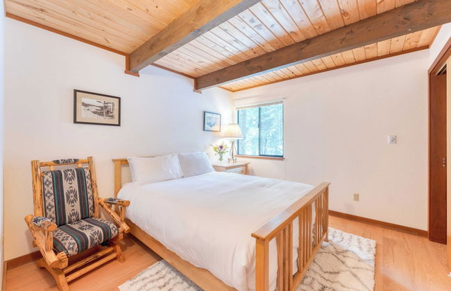 Dakine Haus by Avantstay 4 Min to Northstar + Game Room & Projector - Photo 19