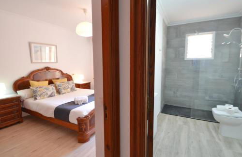 Waterfront apartment perfect for beach lovers. - Photo 15