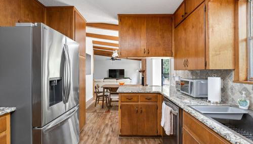 4-Bedroom Cowboy Retreat Steps from Zilker Park - Foto 4