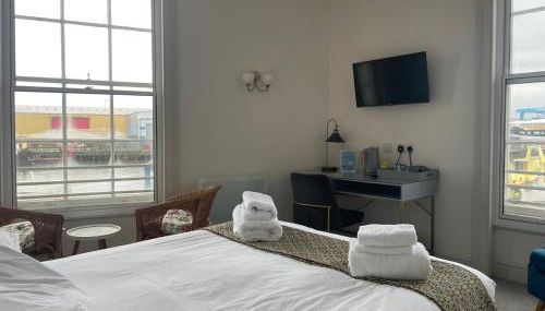 The Old Custom House - Photo 5