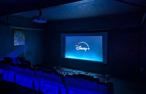 Panorama Point - Sauna, hot tub, theater room - Photo 26