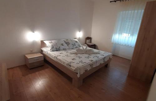 Apartments Kaić 1045 - Photo 24