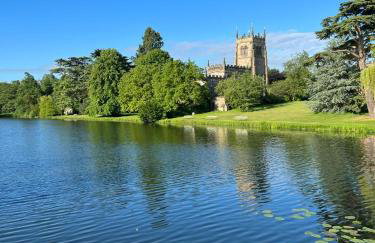 Modern 3 Bedroom Bungalow with Style & Comfort in Leicestershire - Photo 72