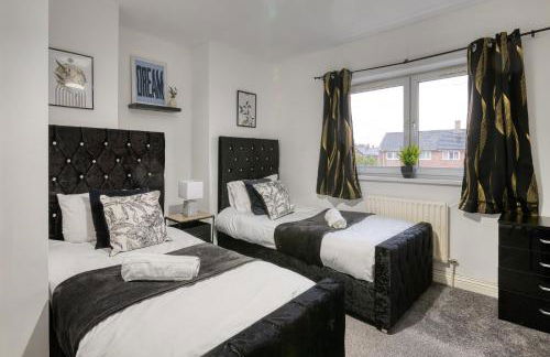 Vibrant 3BR Getaway Sleeps 6 Exclusive Offer - Photo 8