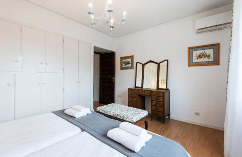 Queen Fabiola Villa, spacius home with private Pool in east Malaga - Photo 29