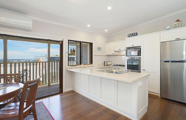 Newcastle Short Stay Apartments - Vista Apartment - Photo 6