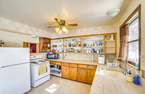 Outdoor Paradise Spacious Wisconsin Family Home - Foto 7