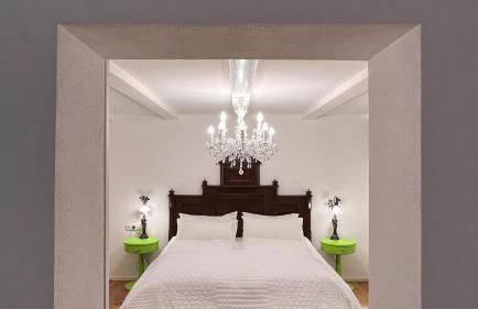 CR25 - more than a room - Photo 1