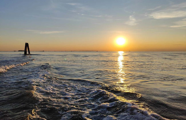 Venetian Lagoon Sunset Boat Ride - Photo 2