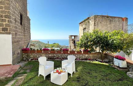 Mira Mila - casa vacanze con giardino a Massa Lubrense - Foto 28