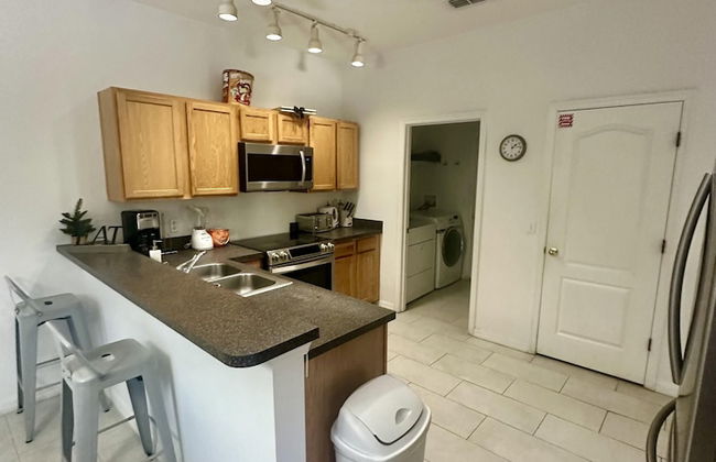 Panoramic 4BR Superior Pool Home Near Disney - Foto 4