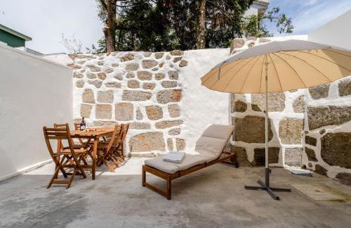 HostWise - Traditional House with Terrace - Foto 33