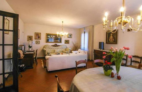 Stunning Home In Castelvecchio Di Comp - Foto 14