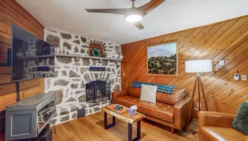 Cozy Log Cabin Near Ski Area and Lake including Hot Tub - Foto 2