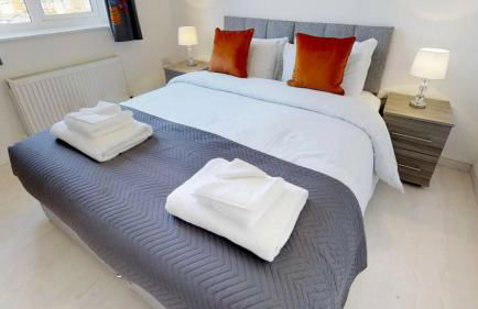 StayZo Cole Green Lane Accommodation- FREE Parking - Foto 2