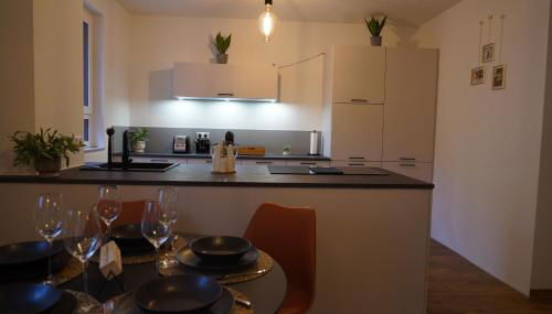 Design-Apartment I direkt im Zentrum von Bad Krozingen I Boxspring I Terrasse mit Garten & direktem Parkplatz I Boxspring I Nespresso - Foto 4